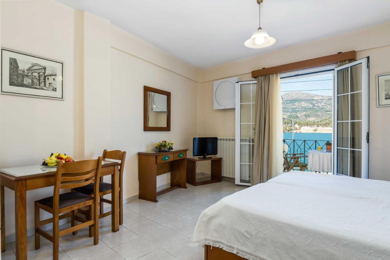 Rouchotas Apartments Argostoli  Exterior foto